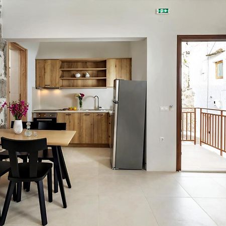 Mirthia Apartments 플라키아스 외부 사진