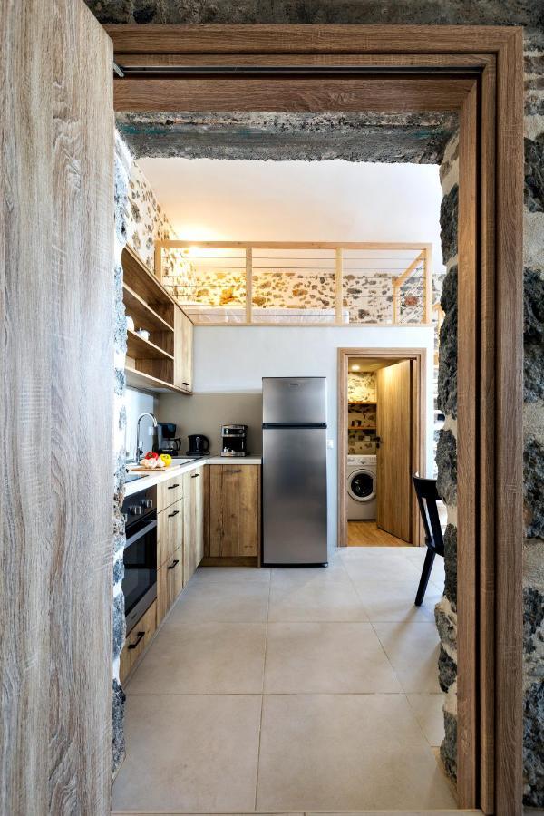 Mirthia Apartments 플라키아스 외부 사진